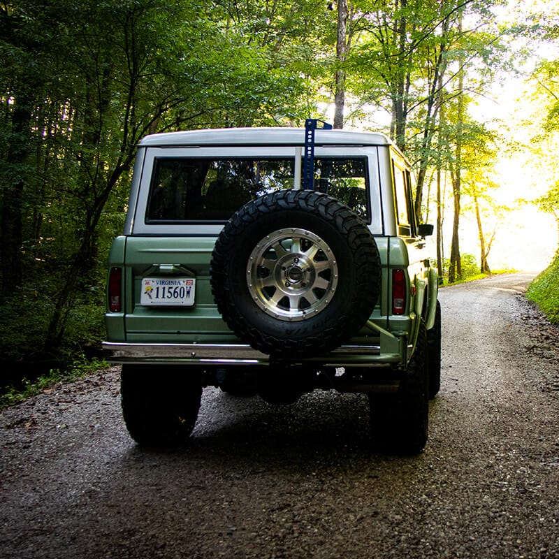 Heavy Duty Stock Bumper Tire Carrier | James Duff Inc.