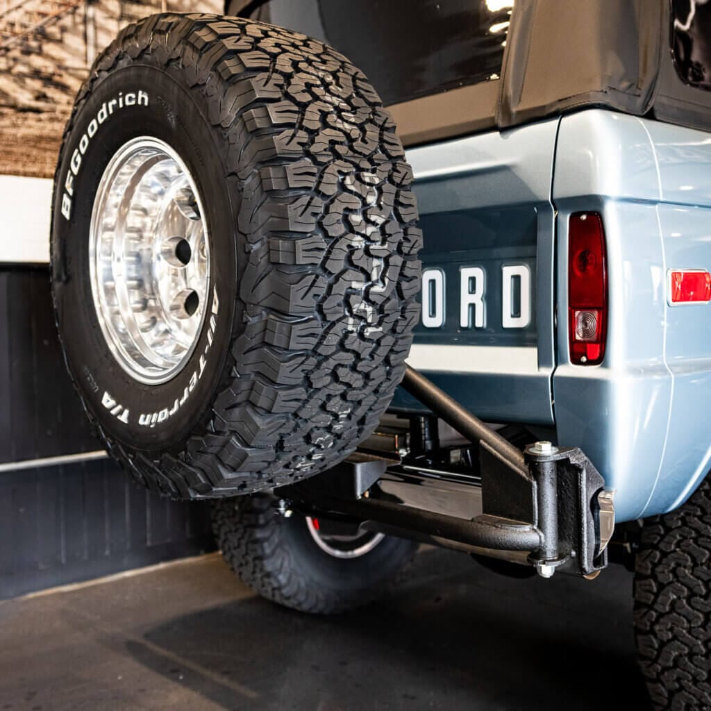 Heavy Duty Stock Bumper Tire Carrier - James Duff Inc.